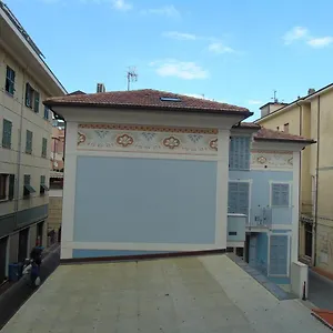  Appartamento Stella Marina In Pieno Centro Di Sulla Passeggiata Mare Italia